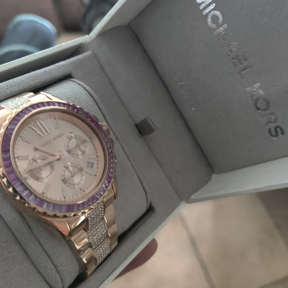 Michael Kors Everest Women's Rose Gold Purple -Stainless Chronograph Watch MK721 - Picture 12 of 13
